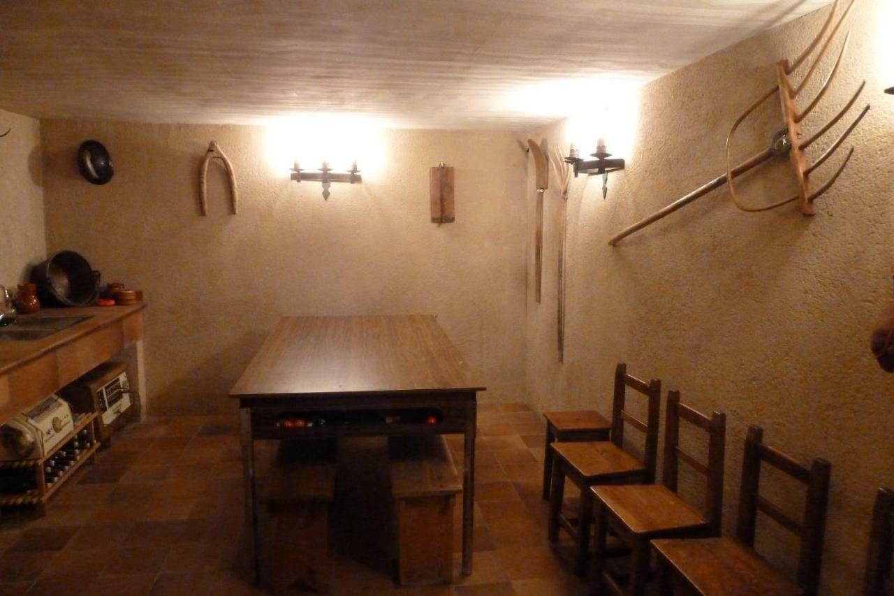 La Casa De Bernuy * Bernuy de Porreros